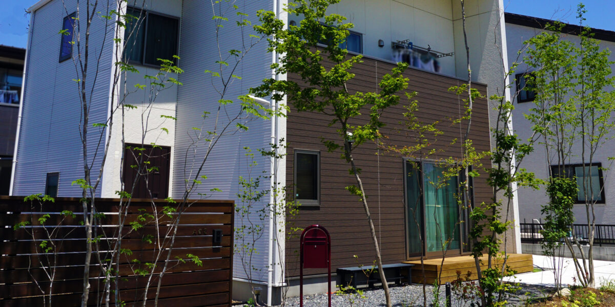 群馬県高崎市の外構工事、For example,外構業者、おしゃれな外構、木と緑のナチュラルな外構