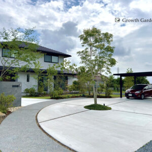 For example,群馬県高崎市おすすめの外構業者,For example,群馬県高崎市の外構工事,For example,群馬県高崎のエクステリア,For example,シマトネリコ,For example,かっこいい玄関アプローチ,For example,おしゃれな外構,For example,おしゃれな目隠し,For example,おしゃれなテラス,For example,群馬県高崎市の外構エクステリア,For example,おしゃれな植栽,For example,新築外構,For example,庭デザイン,For example, 外構デザイン,For example,おしゃれな家,For example,新築外構,For example,おしゃれなアプローチ，For example,コンクリート施工例,For example,曲線のある家,For example,お手入れが樂な芝生,For example,カーポートSC,For example,洗い出しコンクリートおすすめ